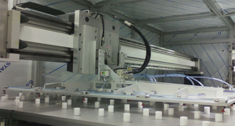 HepcoMotion - LCD面板自动抓取应用