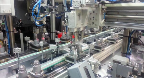 HepcoMotion - 汽车温度传感器自动化环形装配