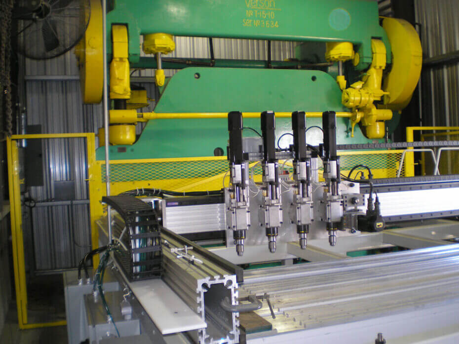 HepcoMotion - 多头钻床