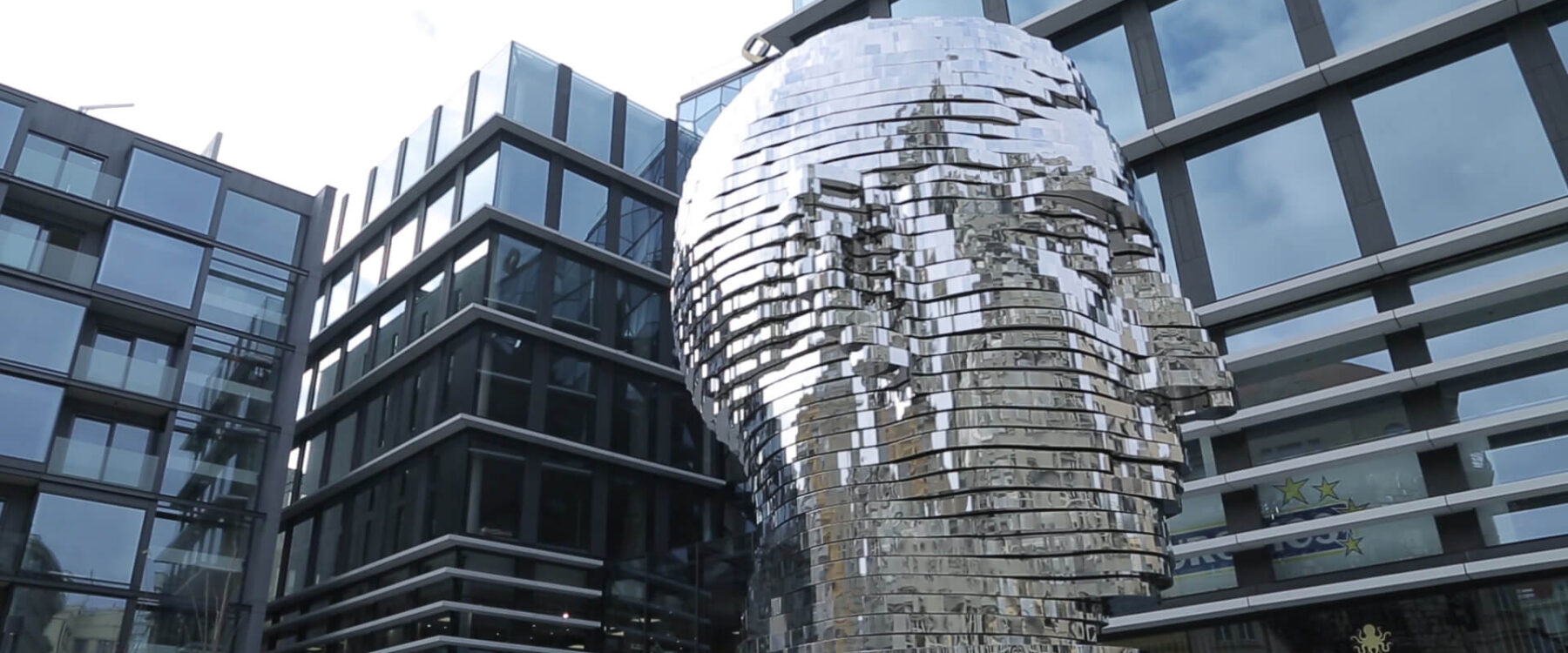 HepcoMotion - 戴摩斯（Deimos）旋转艺术装置