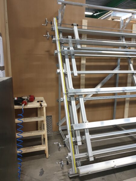 HepcoMotion - 托盘机生产速度提高8分钟