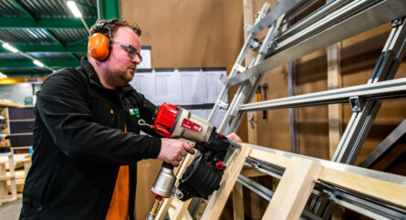 HepcoMotion - 托盘机生产速度提高8分钟