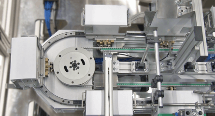 HepcoMotion - 口罩包装应用| DTS驱动式轨道系统