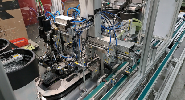 HepcoMotion - 电气控制开关生产应用｜配套倍福XTS系统的GFX导轨系统